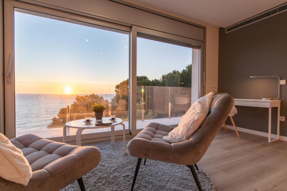 Seating area, Sea view