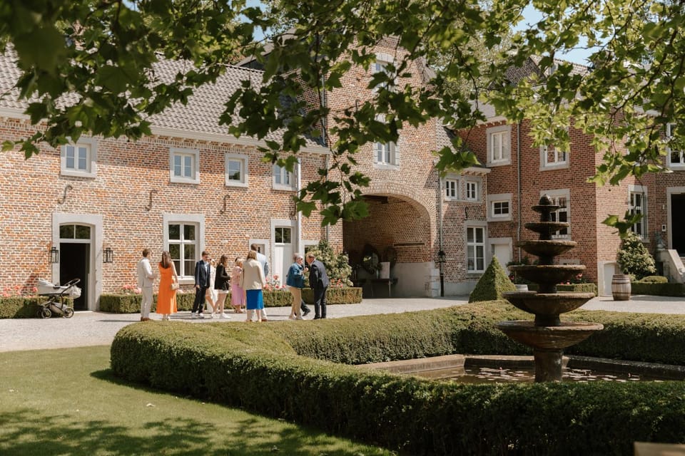 Property building, Garden, Inner courtyard view