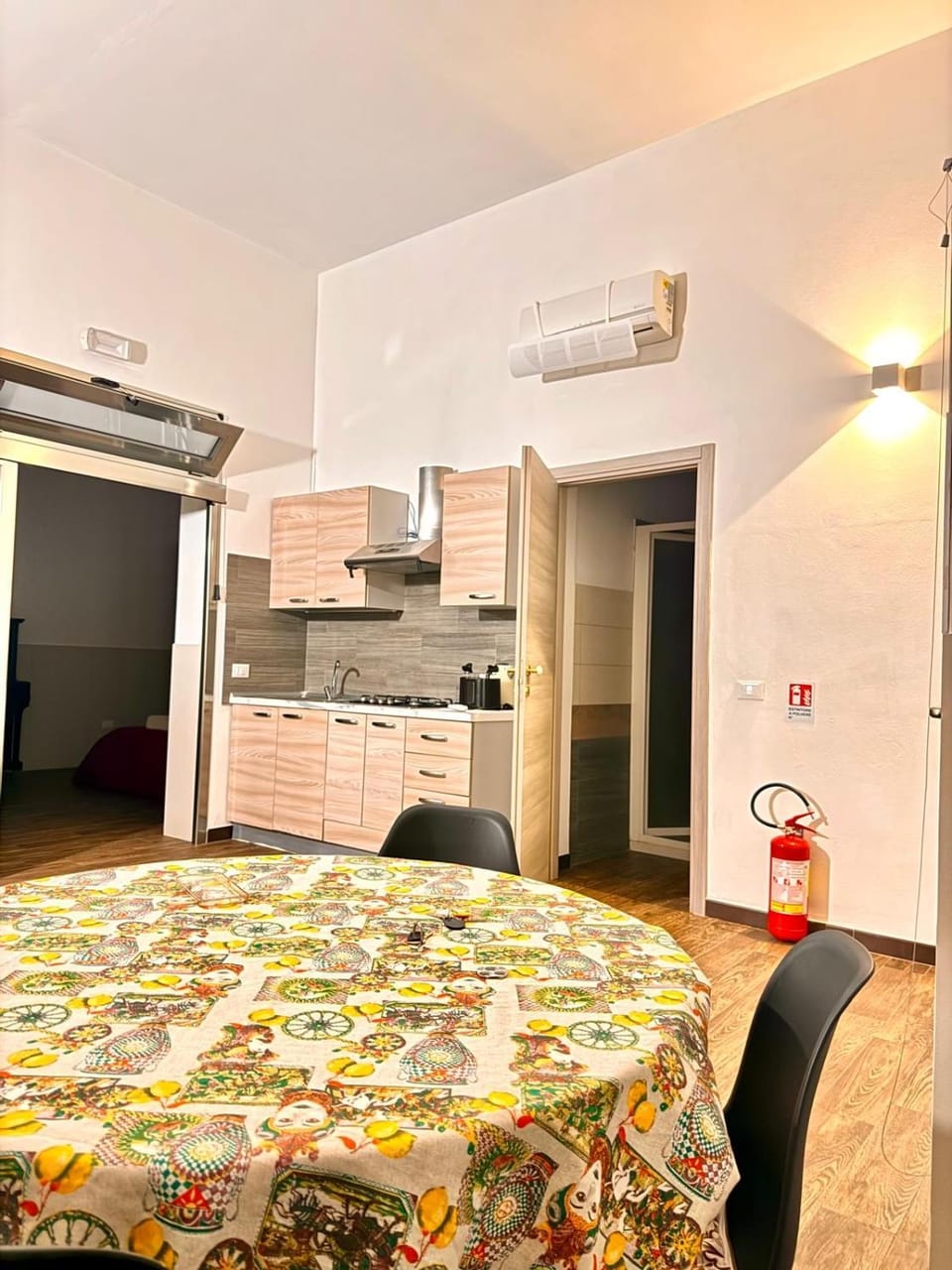 Kitchen or kitchenette, Dining area, stove, air conditioner