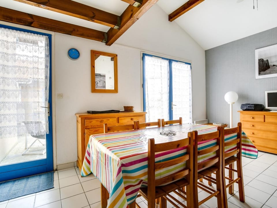 Maison T3 avec mezzanine à 200m de la plage, terrasse, parking, accepte animaux - Biscarrosse - FR-1-521-140 House in Biscarrosse
