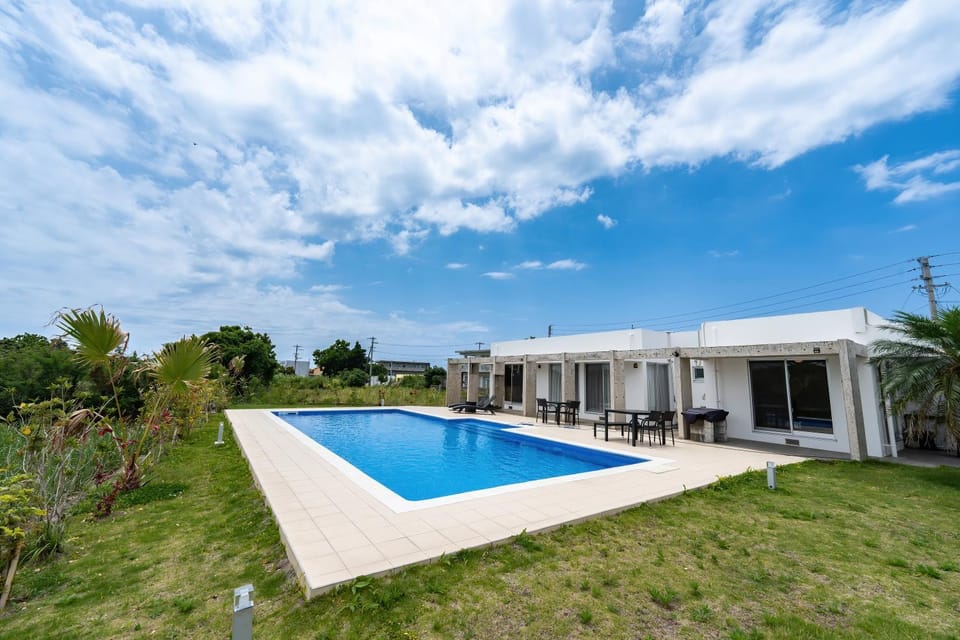 Property building, Swimming pool