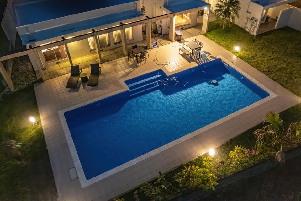 Property building, Swimming pool