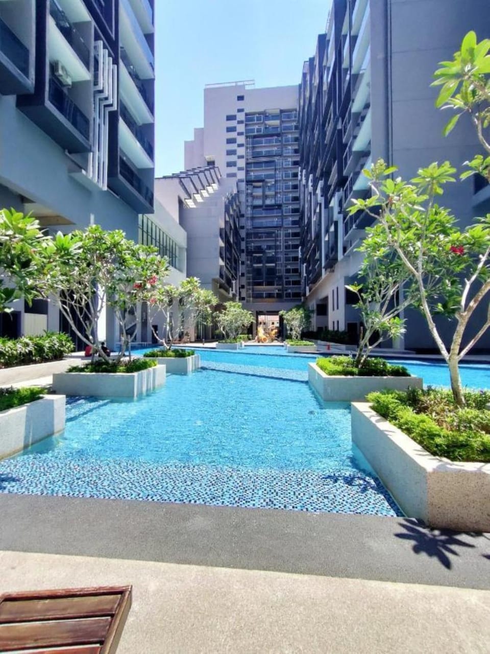 Swimming pool