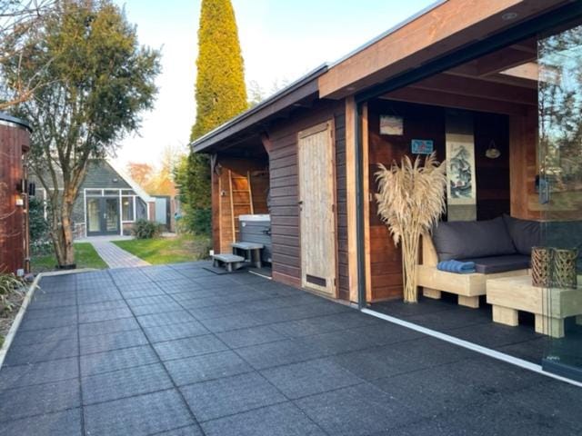 Wellness Bungalow Bolder 5p Amsterdam and the beach House in North Holland (province)