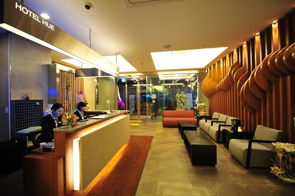 Lobby or reception, Decorative detail