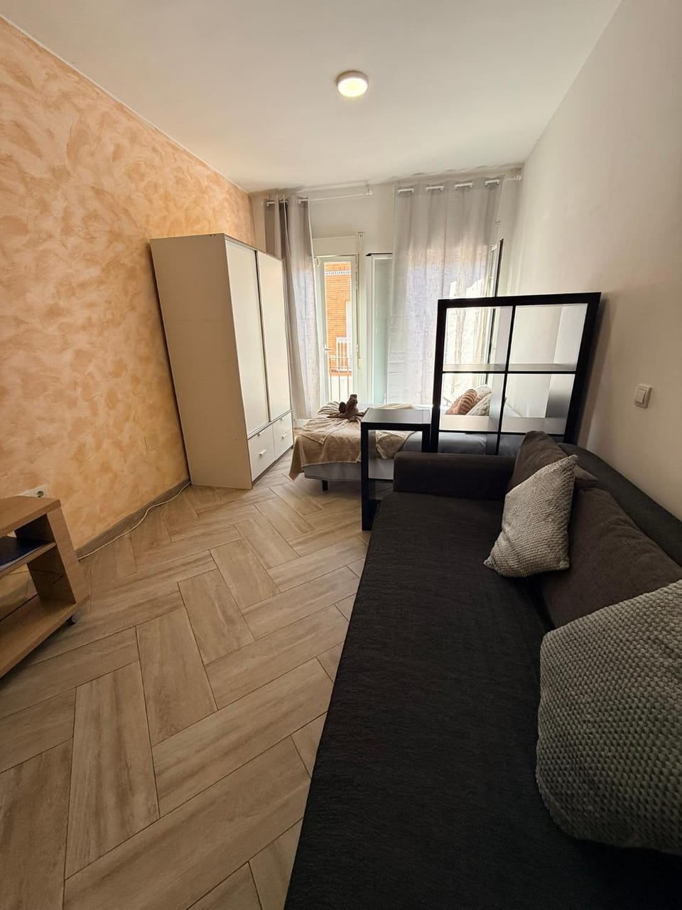 LARRA LA MEJOR OPCION PARA VER LA WARNER Apartment in Community of Madrid