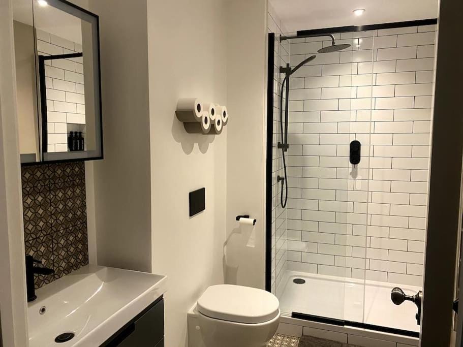 The Retreat, luxury studio apartment in Bath with parking Vacation rental in Bath