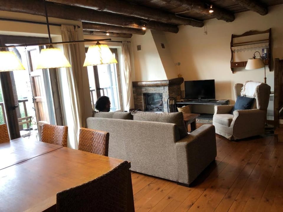 Duplex Bolvir con piscina y excelentes vistas Apartment in Cerdanya