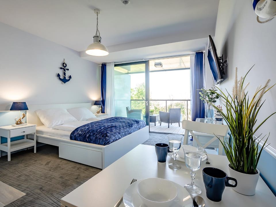 Seating area, Bedroom
