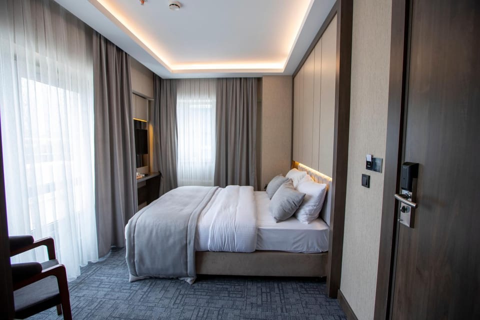 Bed, Photo of the whole room
