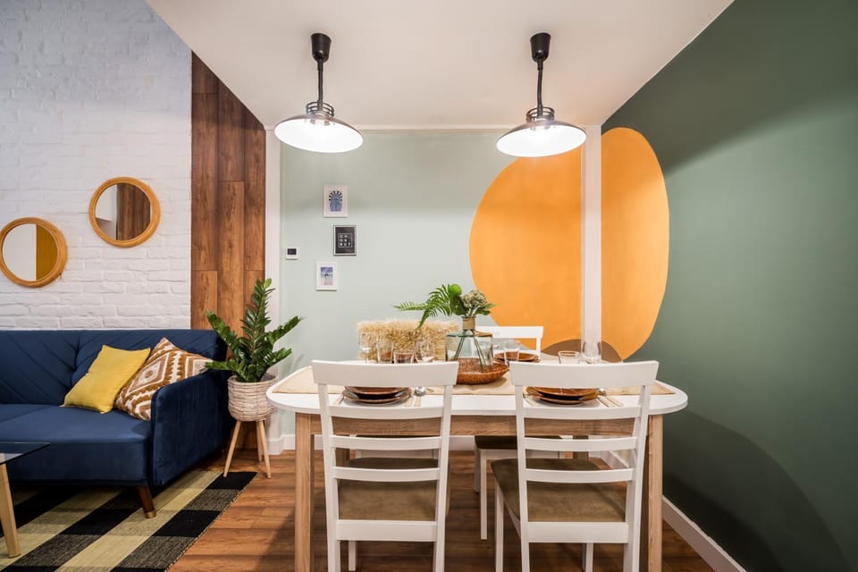 Living room, Dining area