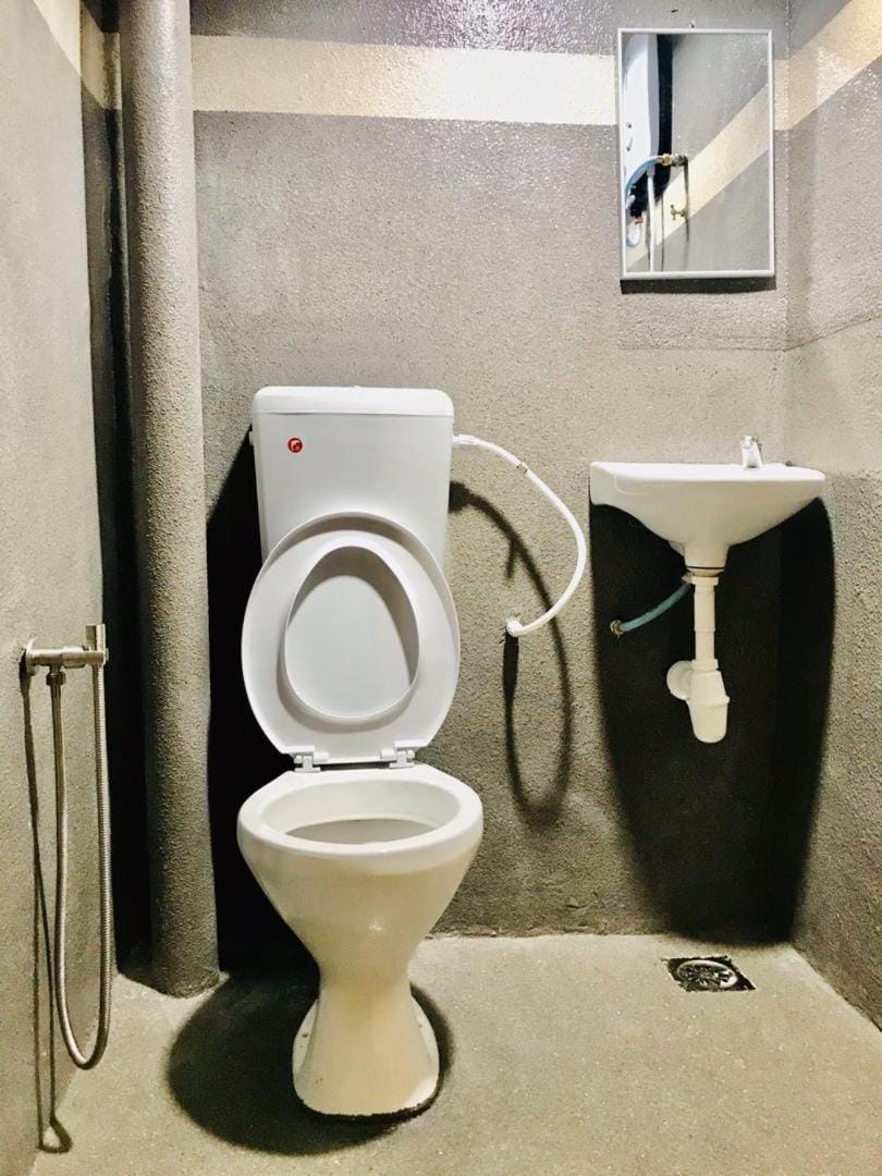 Toilet, Bathroom