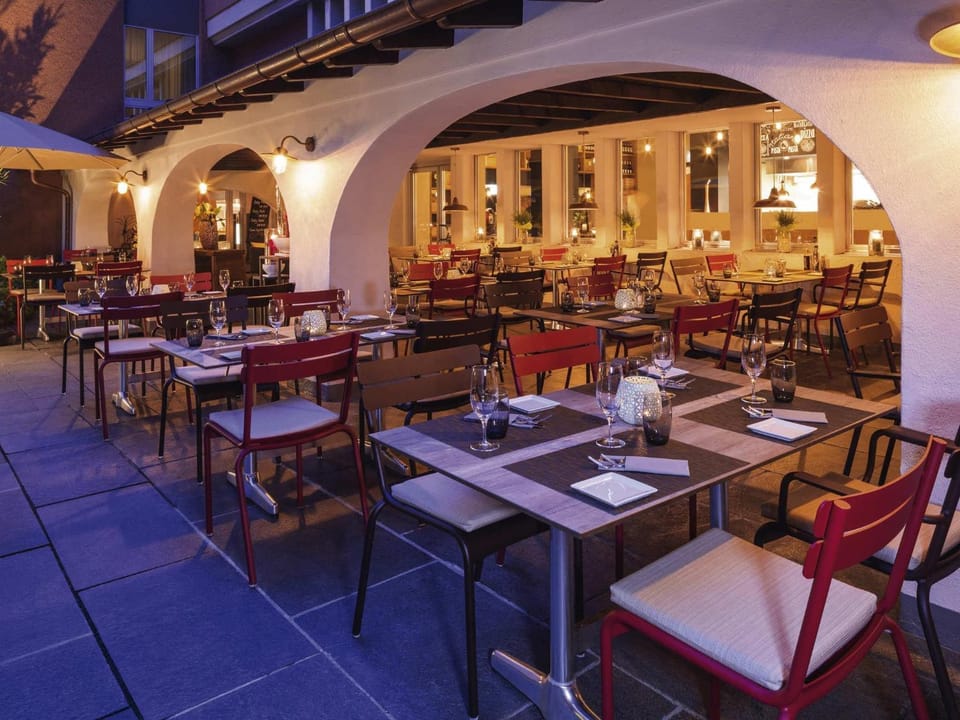 Restaurant/places to eat