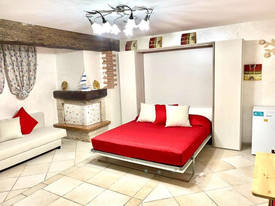 Bed, Photo of the whole room