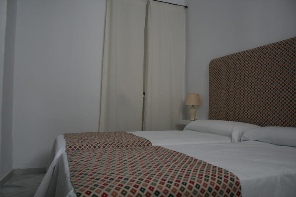 Casa S. XIX en pleno centro de Carmona House in Carmona