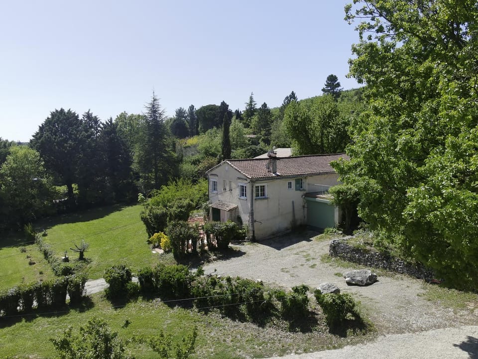 Property building, Bird's eye view, View (from property/room), Garden view