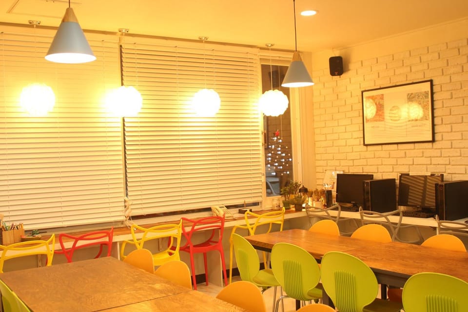 Seating area