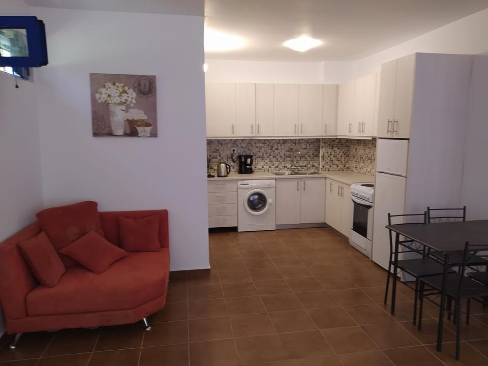 Neohori 2B Apartment in Messenia