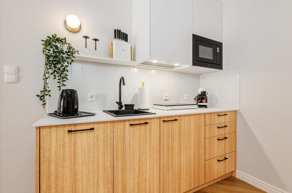 Coffee/tea facilities, Kitchen or kitchenette, dishwasher, microwave, toaster