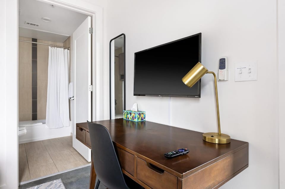 TV and multimedia, Bedroom