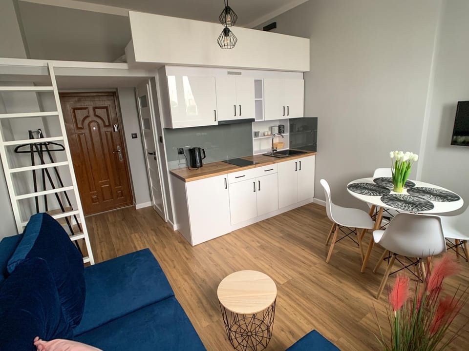 Kitchen or kitchenette, Living room, Dining area