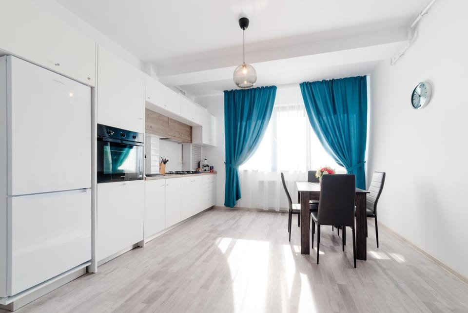 Forever Sunrise Mamaia Nord Apartment in Constanța County
