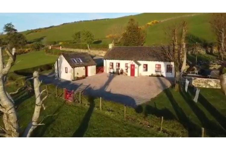 Mc Courts Cottage & Barn House in Northern Ireland