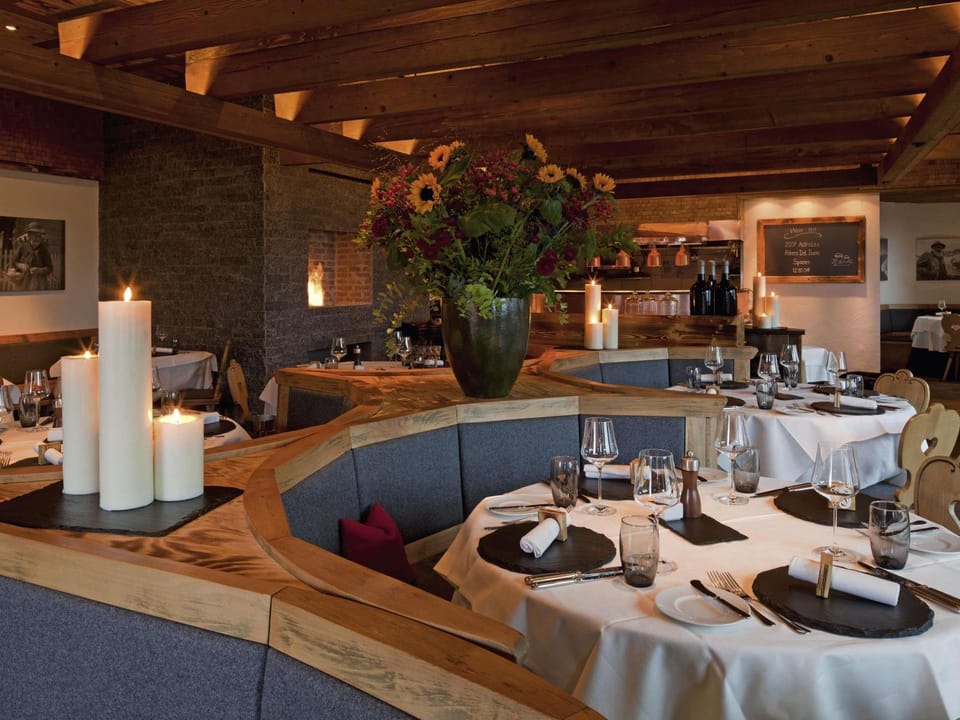 Lounge or bar