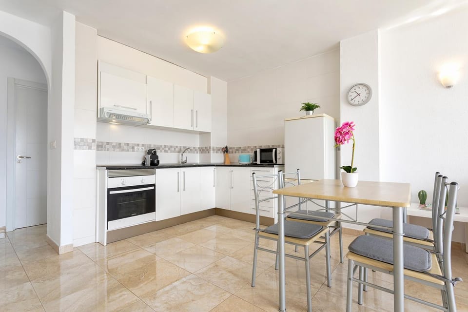 Ático frente al mar - Vistas, piscina, terrazas, parking! Apartment in Benalmadena