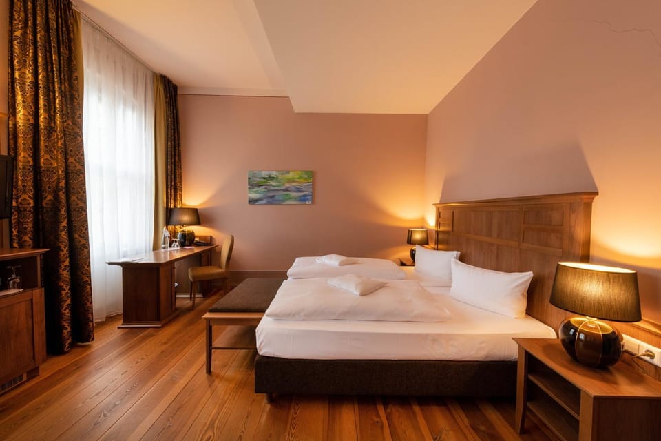 Bed, Photo of the whole room
