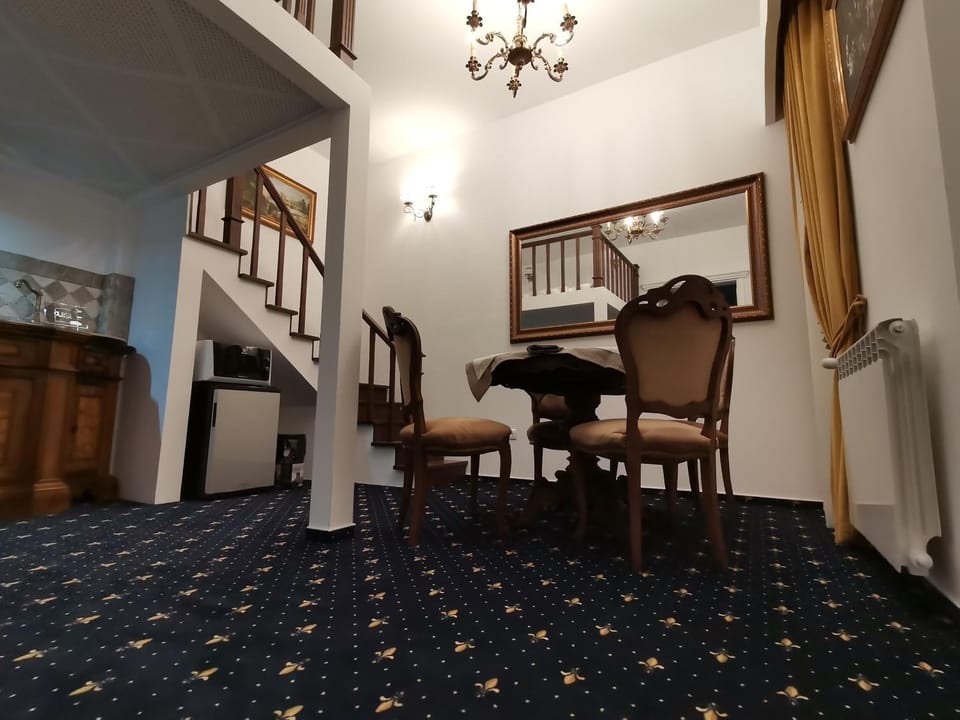 Weiss Little Palace Apartment hotel in Brasov