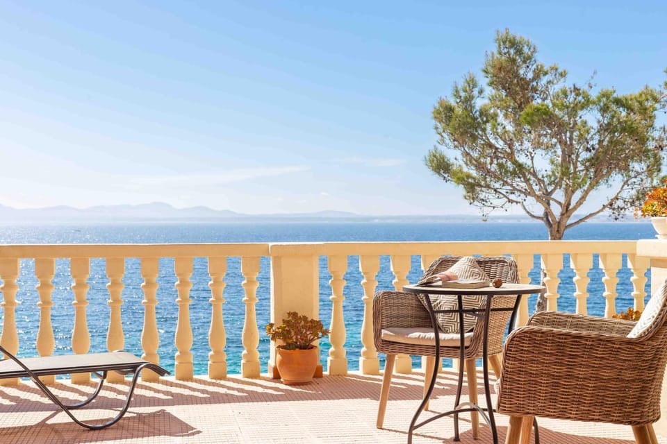 Far alcanada Villa in Raiguer