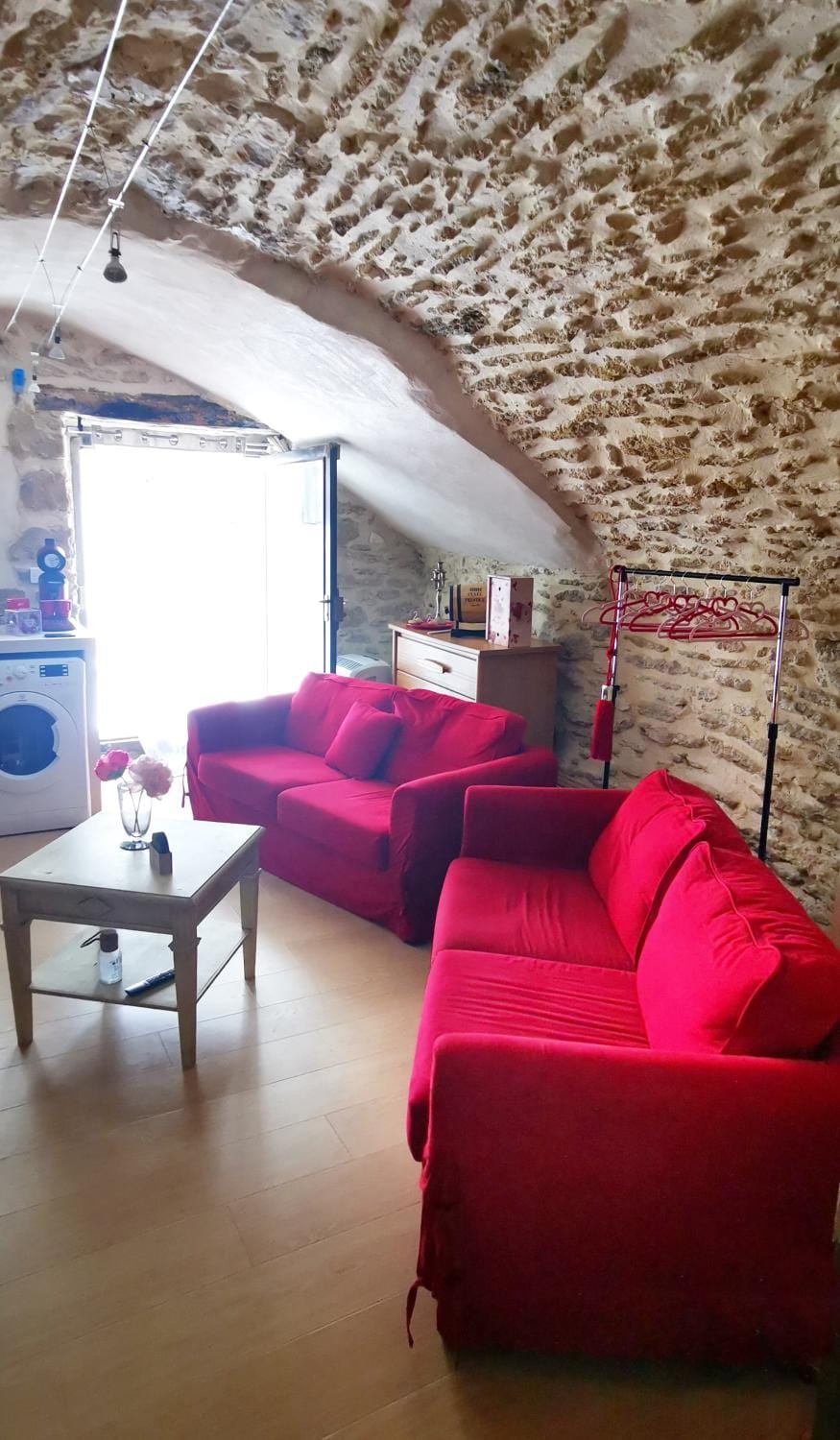 Chambre d hote de charme avec plein d authenticité du 13 ème siècle Bed and Breakfast in Provence-Alpes-Côte d'Azur