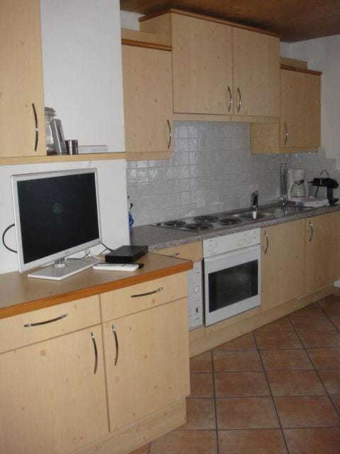 Chasa Mezpra/Stephan Jenal Nr. 1 - Ferienwohnung für 2-4 Personen Apartment in Canton of Grisons
