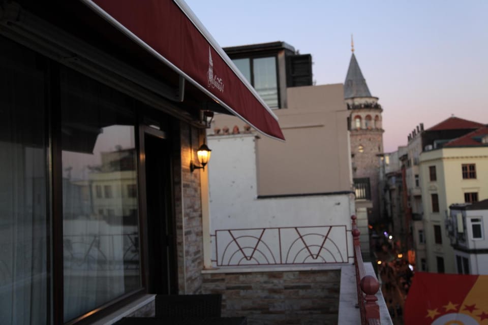 Nearby landmark, Balcony/Terrace