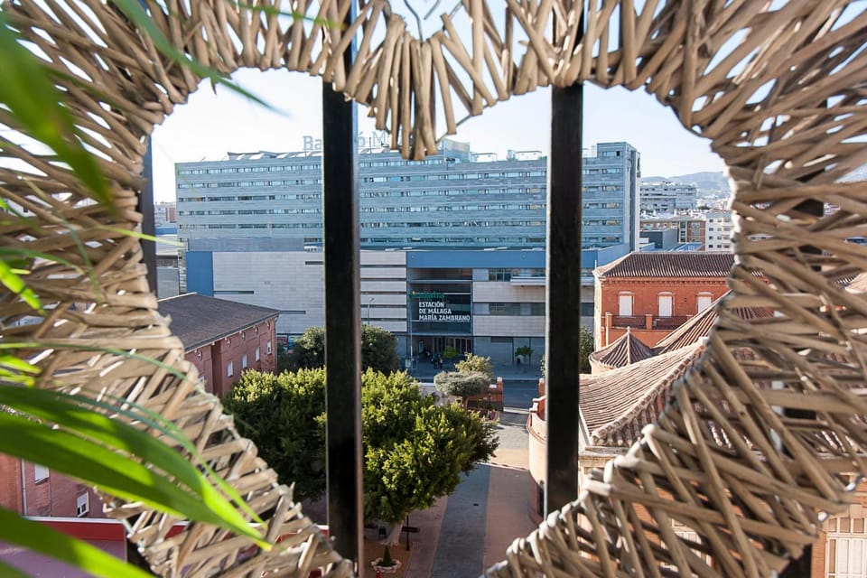 Balcony/Terrace, Landmark view