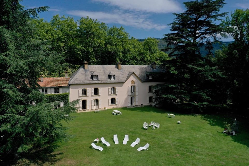 Property building, Natural landscape, Garden, Garden, Garden view, Garden view