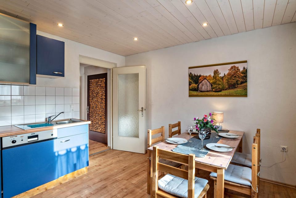 Property building, Kitchen or kitchenette, Living room