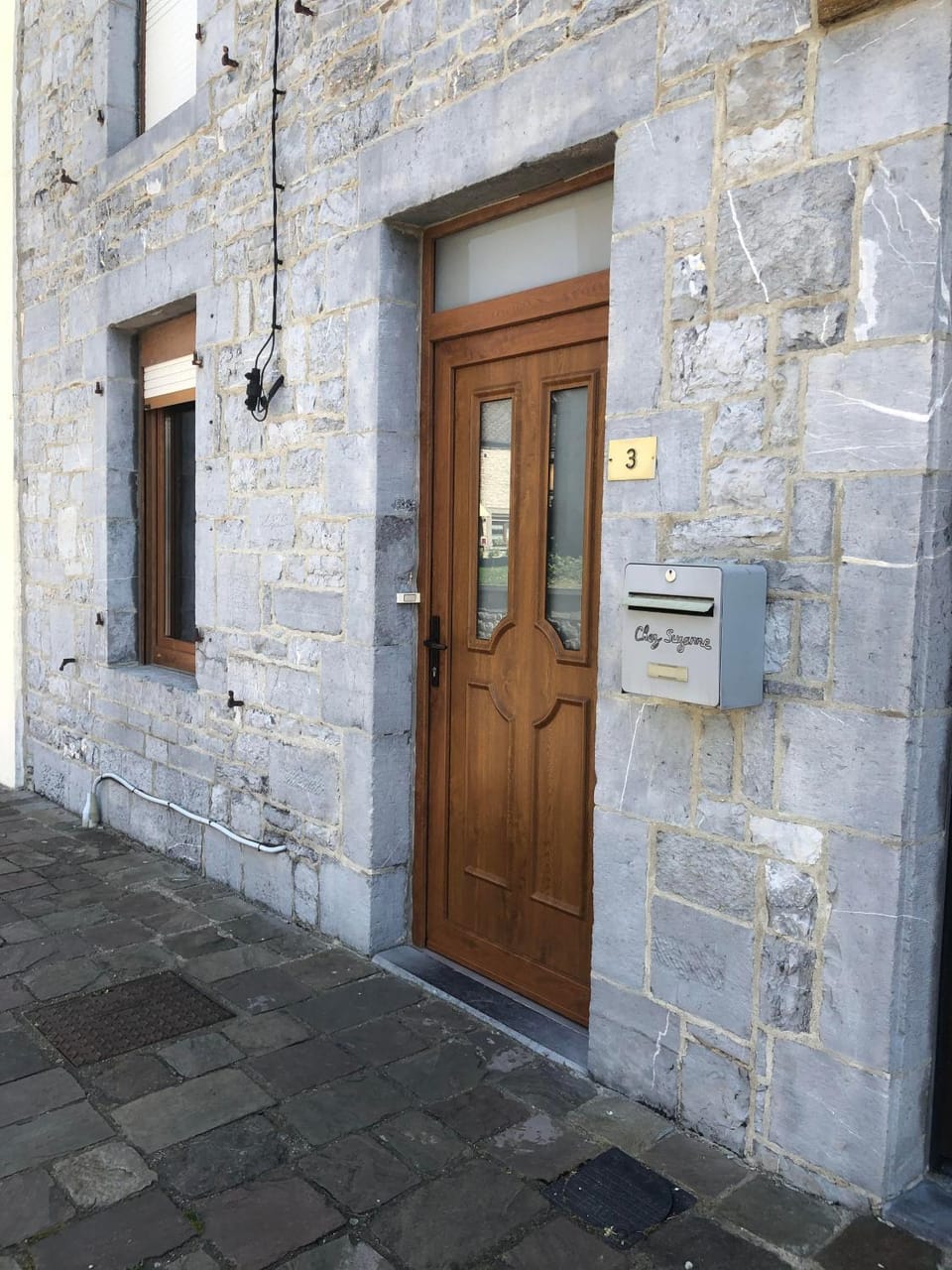 Facade/entrance