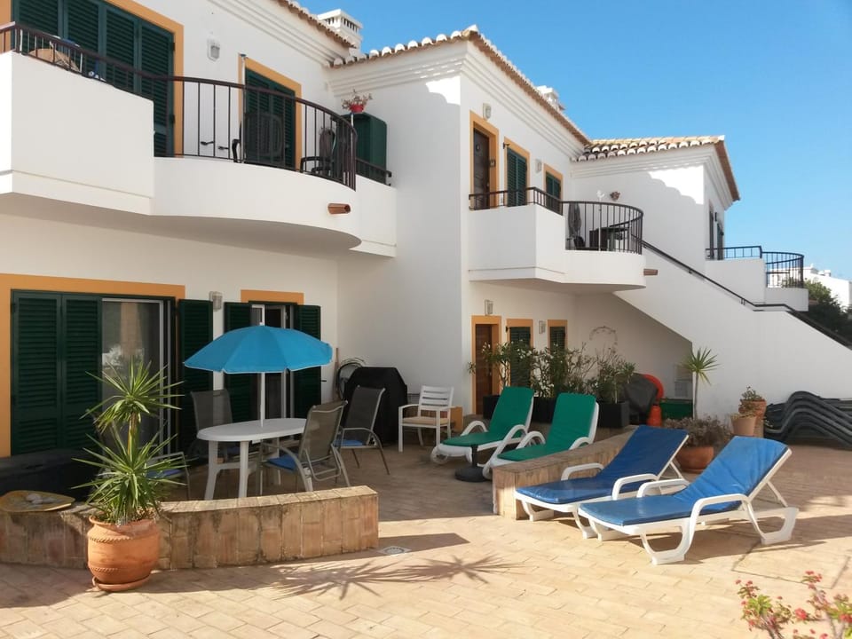 Property building, Patio, BBQ facilities, Garden, Balcony/Terrace
