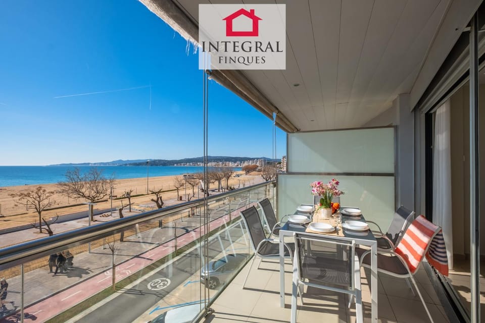 Summer, Balcony/Terrace, Beach, Sea view, furniture