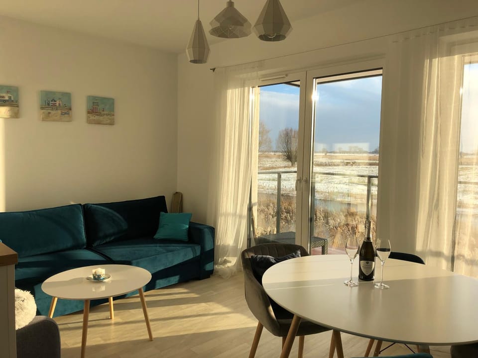 Natural landscape, View (from property/room), Balcony/Terrace, Living room, Dining area
