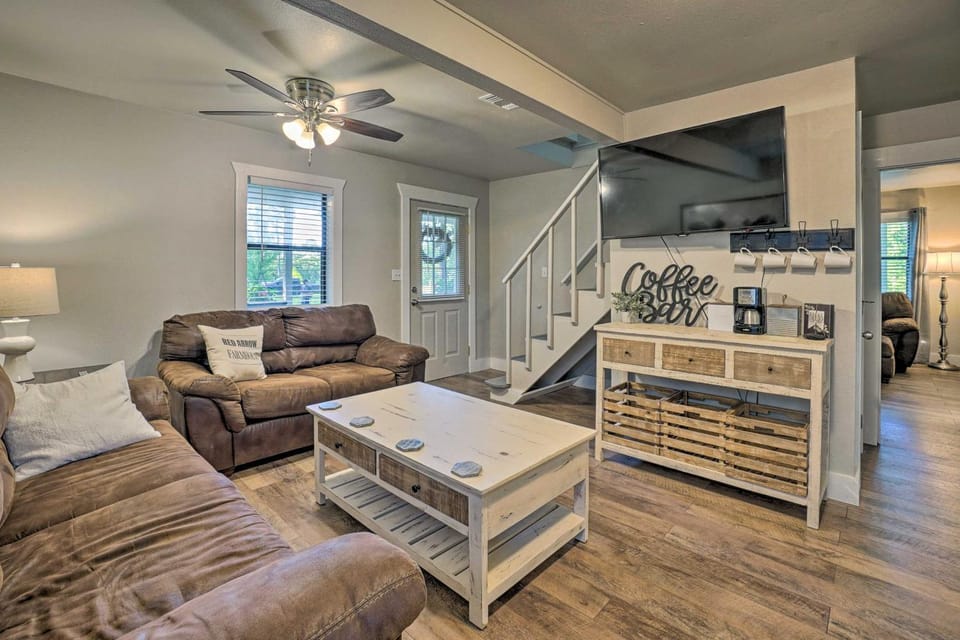 Peaceful Broken Bow Cottage w/ Fire Pit! House in Oklahoma
