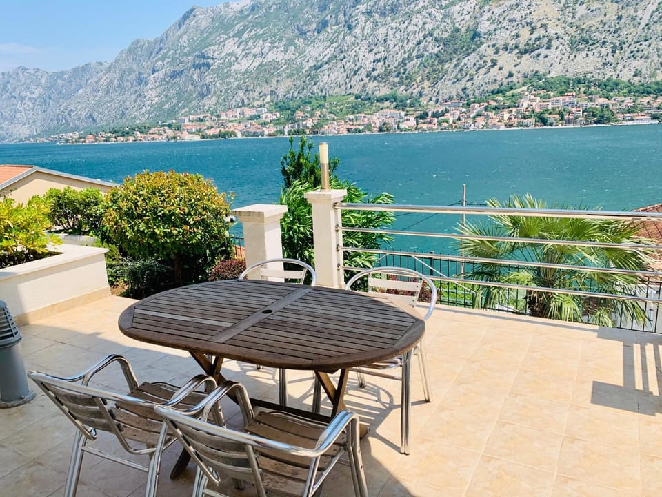 Patio, Balcony/Terrace