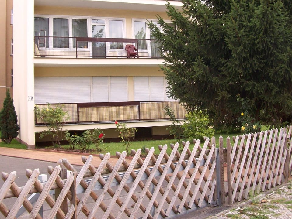 Garden, Area and facilities
