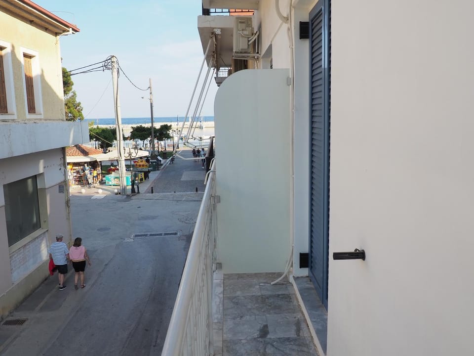 View (from property/room), Balcony/Terrace, Sea view