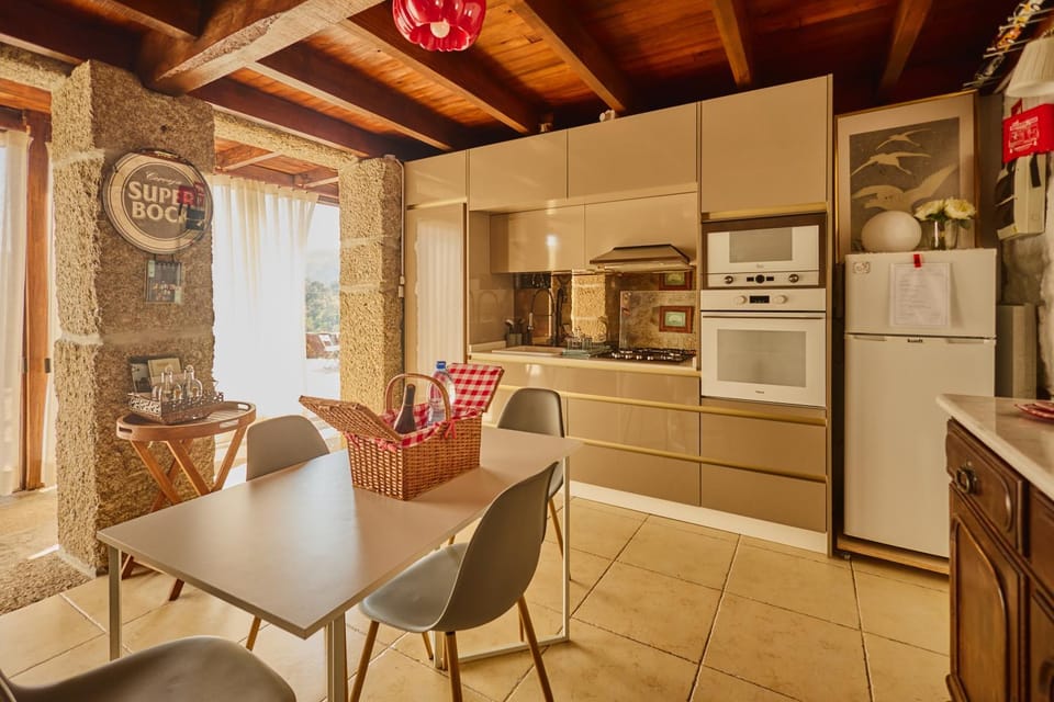 Kitchen or kitchenette, Dining area, microwave, oven, stove