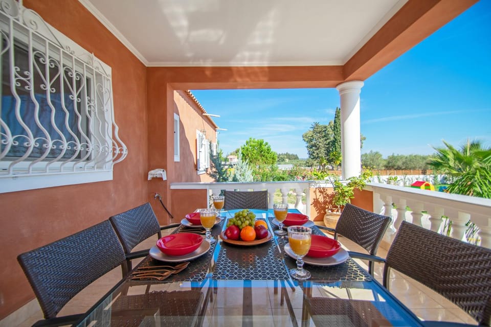 Day, View (from property/room), Balcony/Terrace, Food and drinks, Food