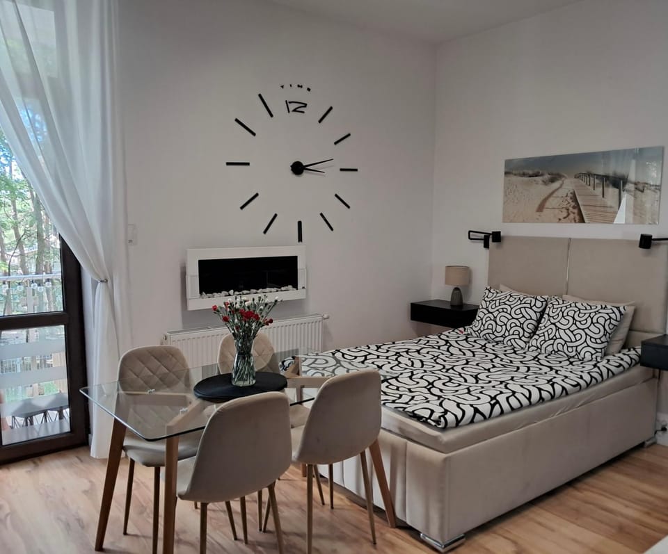 Apartament MIODOWY przy plaży Apartment in Pomeranian Voivodeship