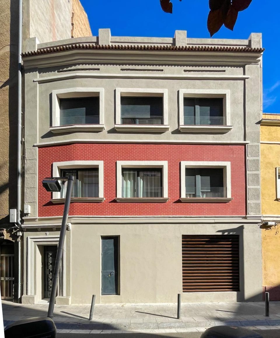 Property building, Facade/entrance